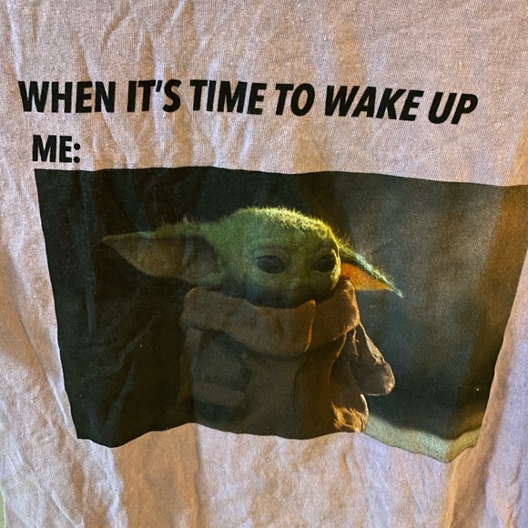 This is a funny Star Wars shirt in a size small 💗. - Picture 2 of 2